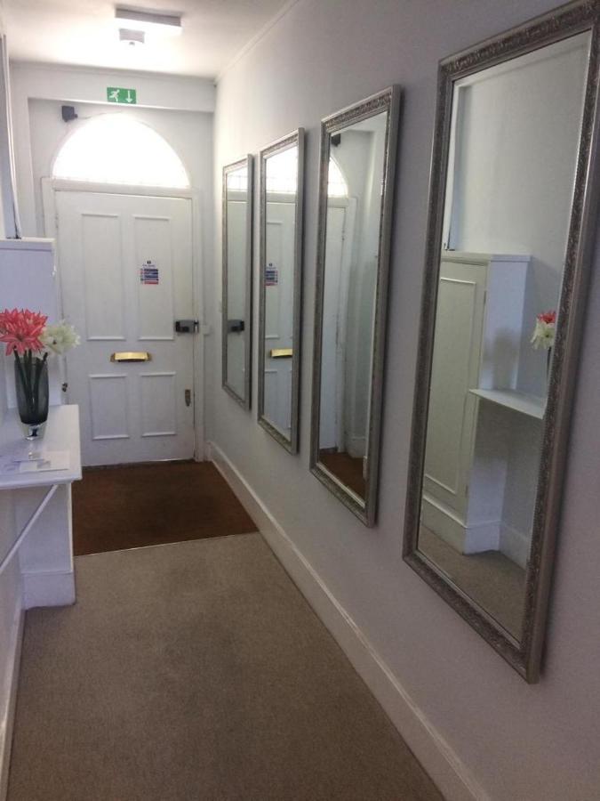 Notting Hill Charm -Sleeps 5 - Urban Retreat Apartment London Bagian luar foto