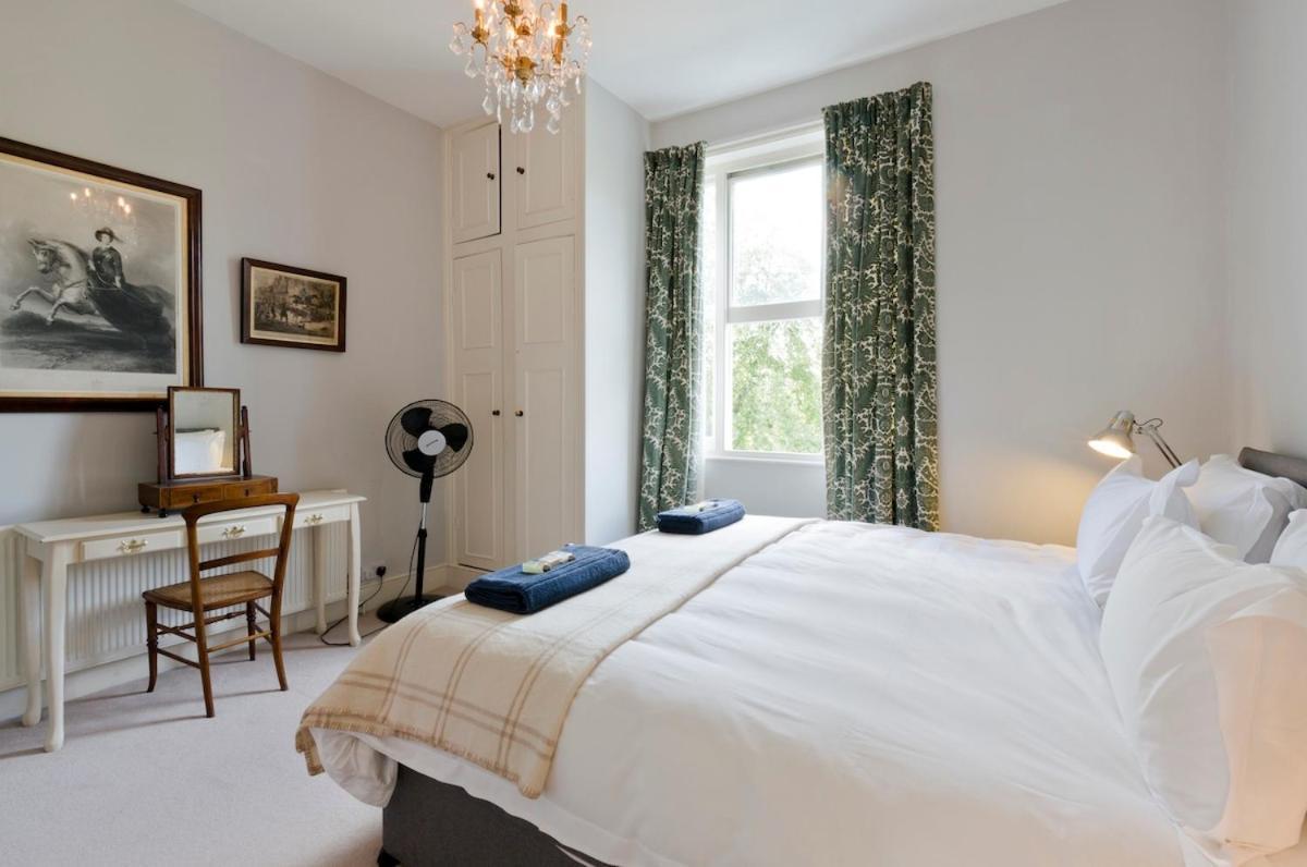 Notting Hill Charm -Sleeps 5 - Urban Retreat Apartment London Bagian luar foto