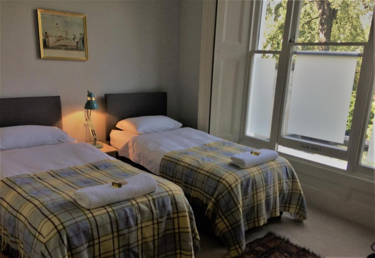 Notting Hill Charm -Sleeps 5 - Urban Retreat Apartment London Bagian luar foto