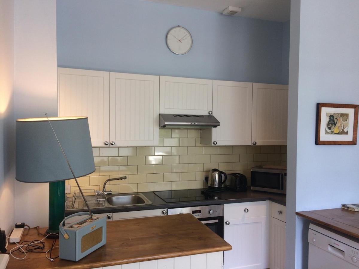 Notting Hill Charm -Sleeps 5 - Urban Retreat Apartment London Bagian luar foto