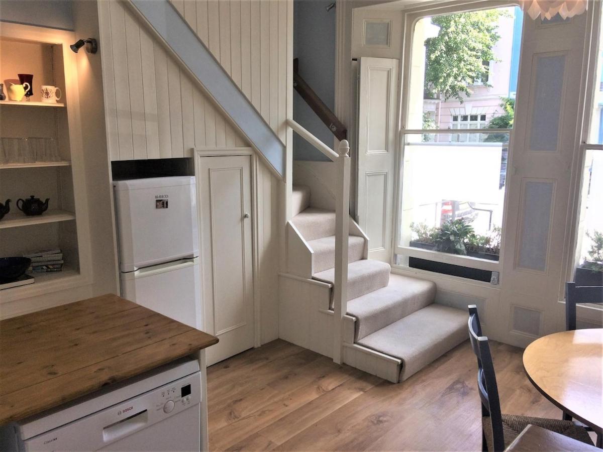 Notting Hill Charm -Sleeps 5 - Urban Retreat Apartment London Bagian luar foto