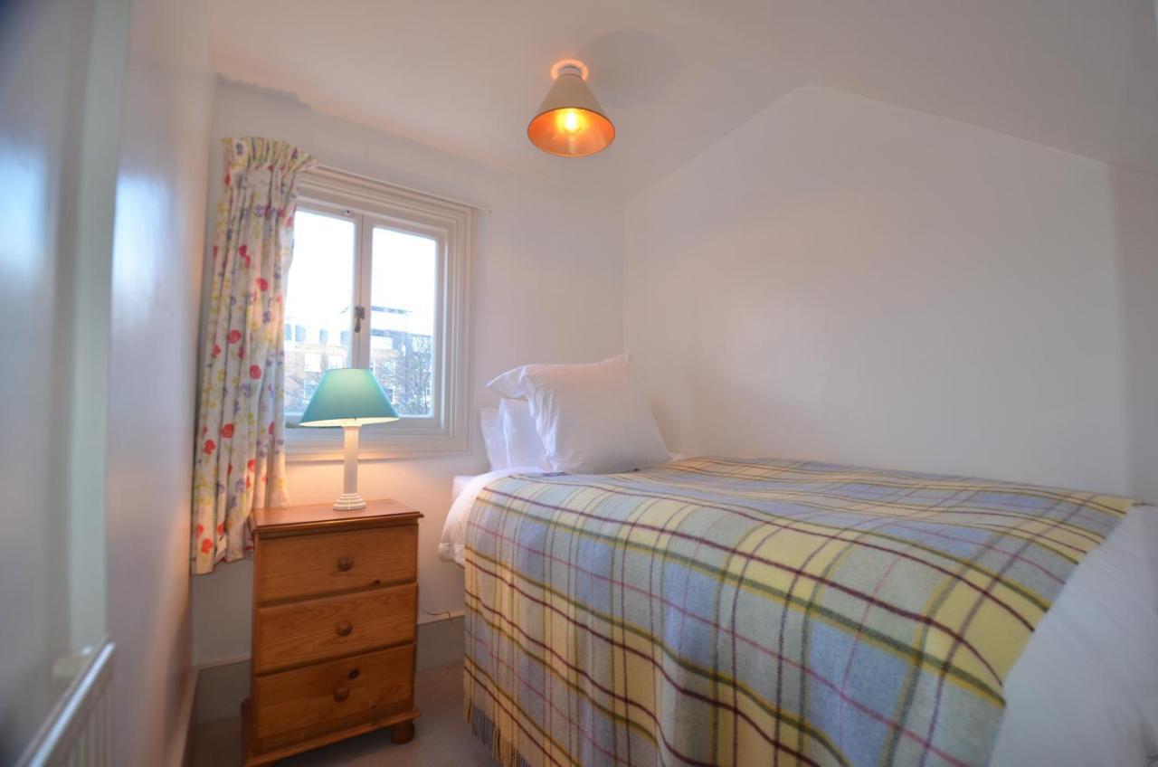 Notting Hill Charm -Sleeps 5 - Urban Retreat Apartment London Bagian luar foto