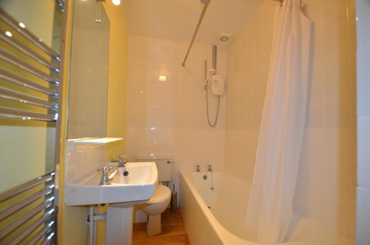 Notting Hill Charm -Sleeps 5 - Urban Retreat Apartment London Bagian luar foto