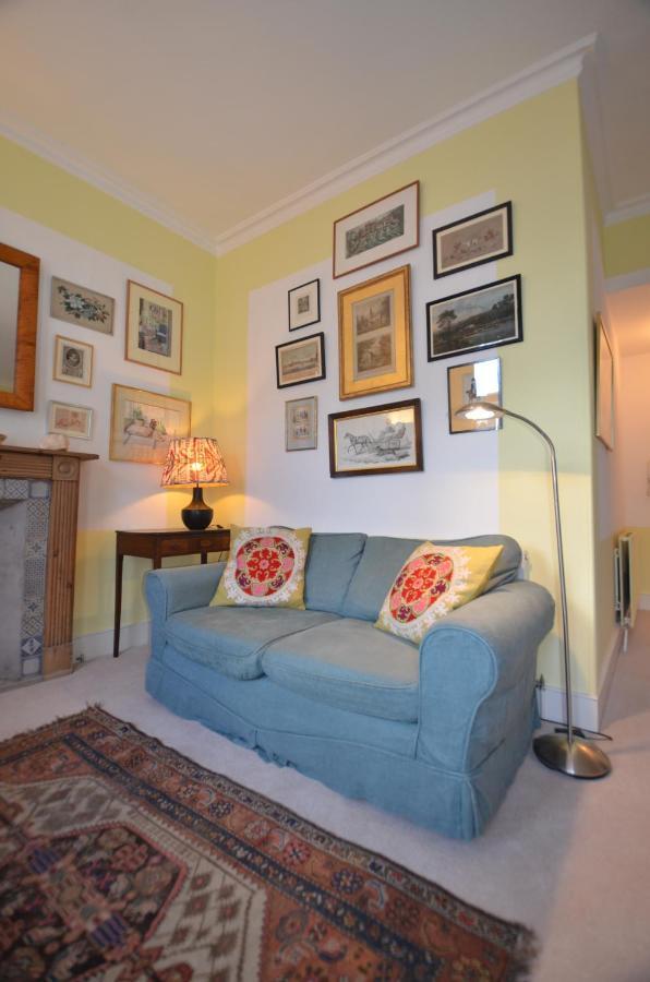 Notting Hill Charm -Sleeps 5 - Urban Retreat Apartment London Bagian luar foto
